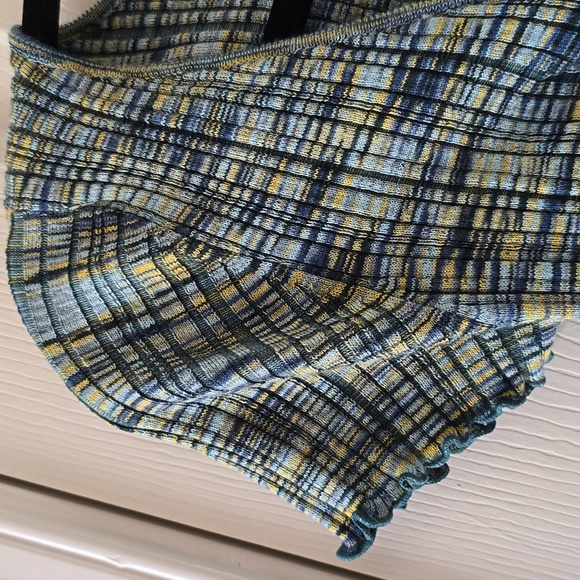 ARIZONA JEAN CO WOMEN'S JUNIORS SIZE BLUE AND YELLOW CROP TOP SIZE LARGE - Picture 4 of 14